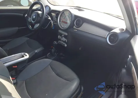 2009 Mini Cooper from USA, damaged, VIN WMWMF33559TW79457